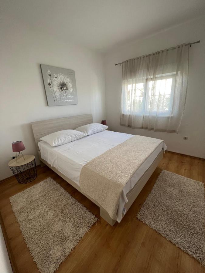 Apartman Burcul Sukošan Екстериор снимка